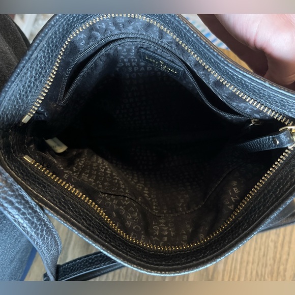 Kate Spade Chester Street Cross body purse. Black leather. Great condition - Picture 2 of 4